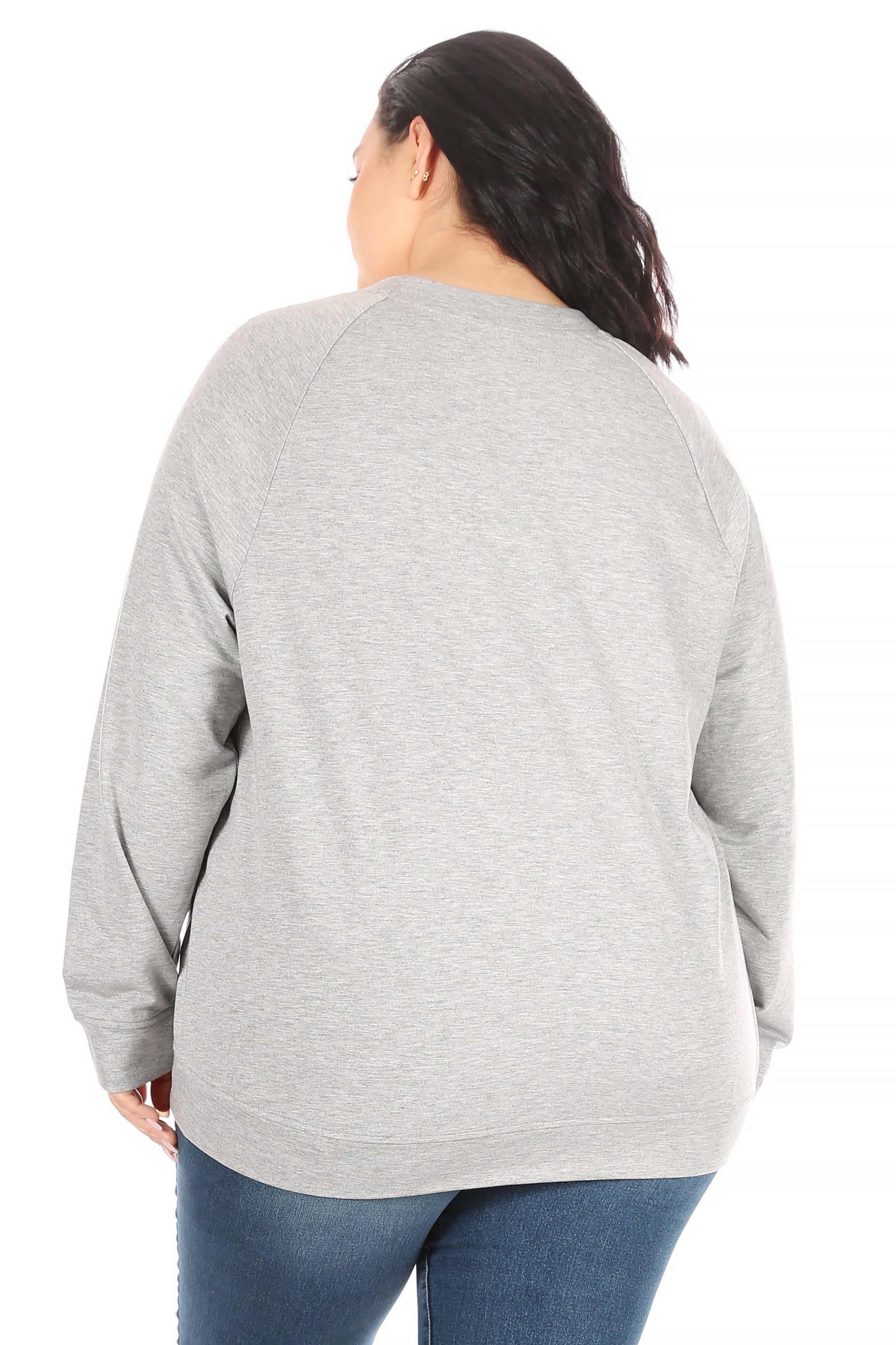 Women's "DOG MOM" Plus Size Studio Raglan Pullover Sweatshirt - Rae Dunn Wear